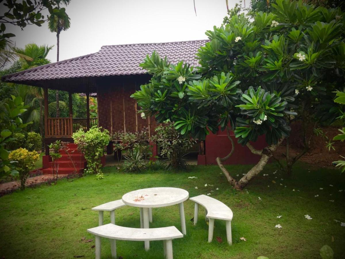 Hill Garden Hotel Chaungtha Exterior foto